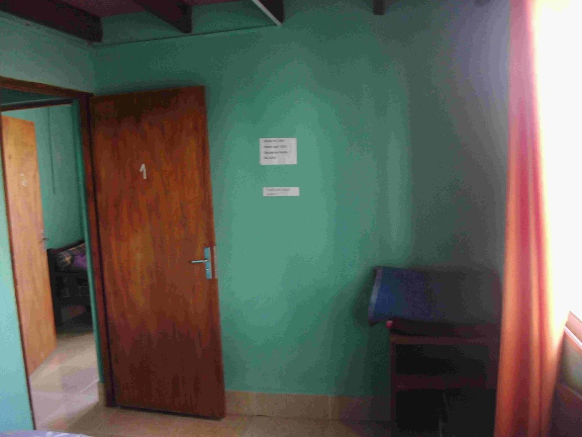 Hostel Lo De Milton Barra de Valizas Szoba fotó